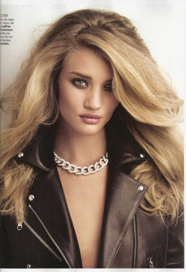 罗西·汉丁顿-惠特莉(Rosie Huntington-Whiteley)